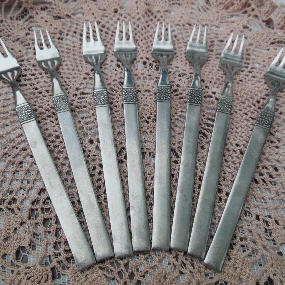 forks dainty for fish or appetizers Oneida Northland Stainless Steel Korea 1970s